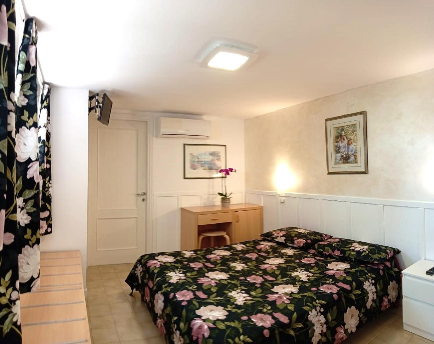 Green Holiday Villa Бибионе Екстериор снимка